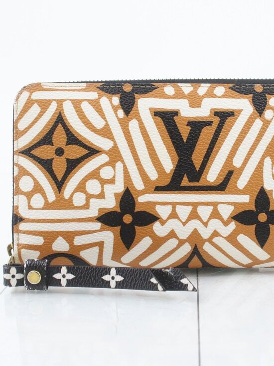 Louis Vuitton Handbags - LV Crafty Wallet